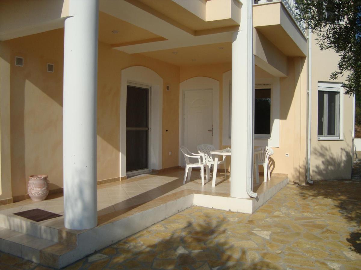Villa Carisma Livadhakia Exterior photo